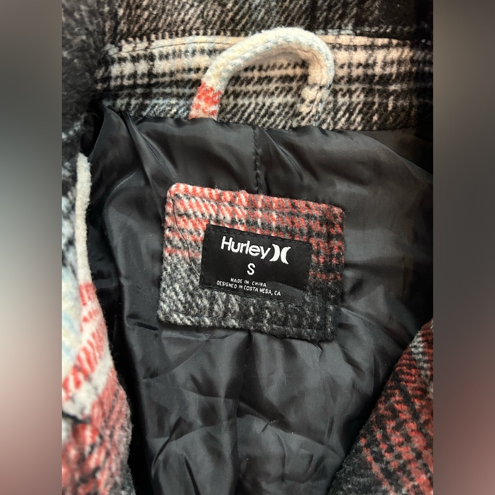 Hurley Shacket - Picture 3 of 3